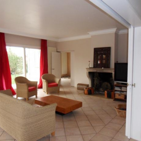  Immobilier des Deux Rives : Maison / Villa | CHARBONNIERES-LES-BAINS (69260) | 300 m2 | 925 000 € 
