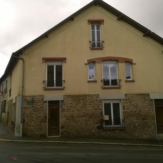  Immobilier des Deux Rives : Maison / Villa | GESVRES (53370) | 84 m2 | 450 € 