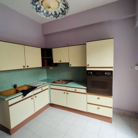  Immobilier des Deux Rives : Appartement | VILLAINES-LA-JUHEL (53700) | 235 m2 | 750 € 