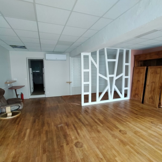  Immobilier des Deux Rives : Office | VILLAINES-LA-JUHEL (53700) | 0 m2 | 600 € 