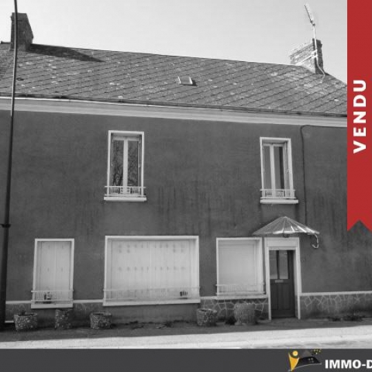  Immobilier des Deux Rives : House | CHAMPGENETEUX (53160) | 94 m2 | 28 000 € 