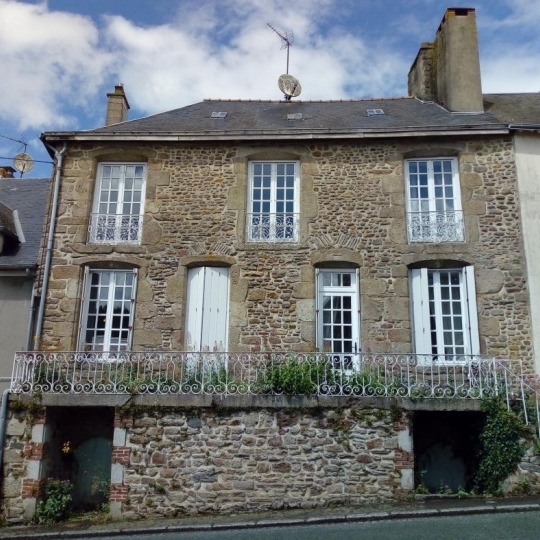  Immobilier des Deux Rives : Maison / Villa | COURCITE (53700) | 200 m2 | 117 000 € 