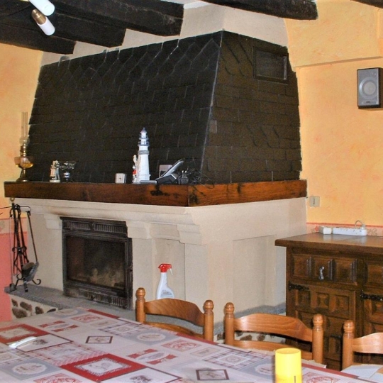  Immobilier des Deux Rives : Maison / Villa | JAVRON-LES-CHAPELLES (53250) | 118 m2 | 60 000 € 