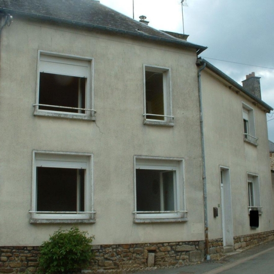  Immobilier des Deux Rives : House | GESVRES (53370) | 84 m2 | 44 200 € 