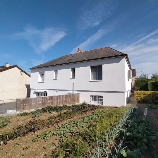  Immobilier des Deux Rives : House | COURCITE (53700) | 88 m2 | 135 000 € 