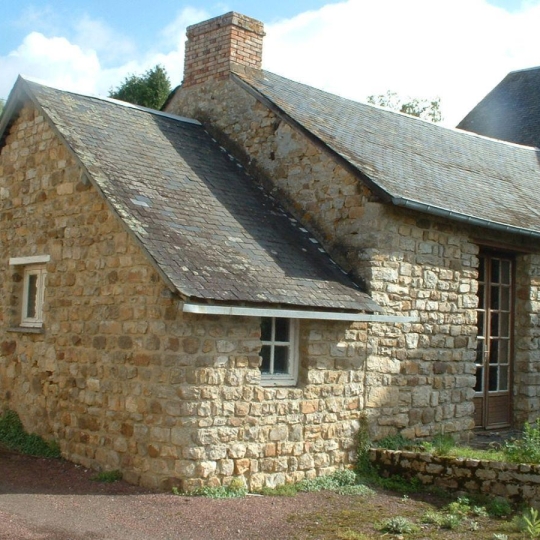 Immobilier des Deux Rives : House | SAINT-CALAIS-DU-DESERT (53140) | 95.00m2 | 105 000 € 