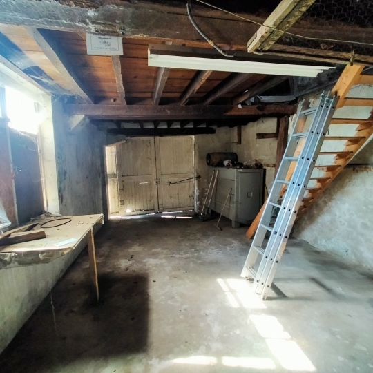  Immobilier des Deux Rives : Maison / Villa | LA CHAPELLE-AU-RIBOUL (53440) | 103 m2 | 32 500 € 