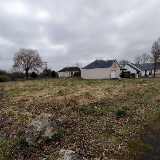  Immobilier des Deux Rives : Terrain | VILLAINES-LA-JUHEL (53700) | 0 m2 | 17 400 € 