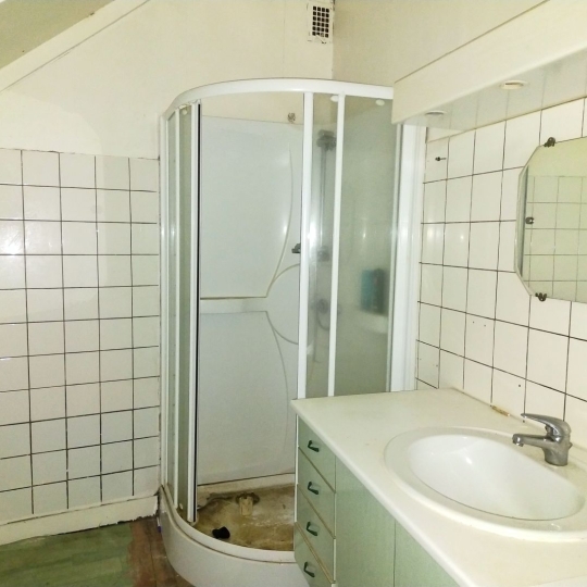  Immobilier des Deux Rives : Maison / Villa | VILLAINES-LA-JUHEL (53700) | 106 m2 | 75 000 € 