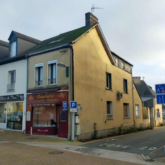  Immobilier des Deux Rives : Maison / Villa | VILLAINES-LA-JUHEL (53700) | 106 m2 | 75 000 € 