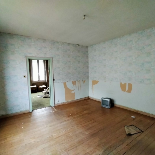  Immobilier des Deux Rives : Maison / Villa | VILLAINES-LA-JUHEL (53700) | 106 m2 | 75 000 € 