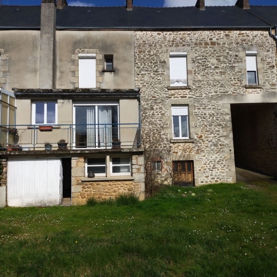  Immobilier des Deux Rives : Maison / Villa | VILLAINES-LA-JUHEL (53700) | 165 m2 | 90 500 € 