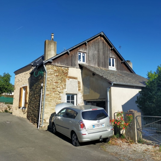  Immobilier des Deux Rives : House | MONT-SAINT-JEAN (72140) | 105 m2 | 117 000 € 