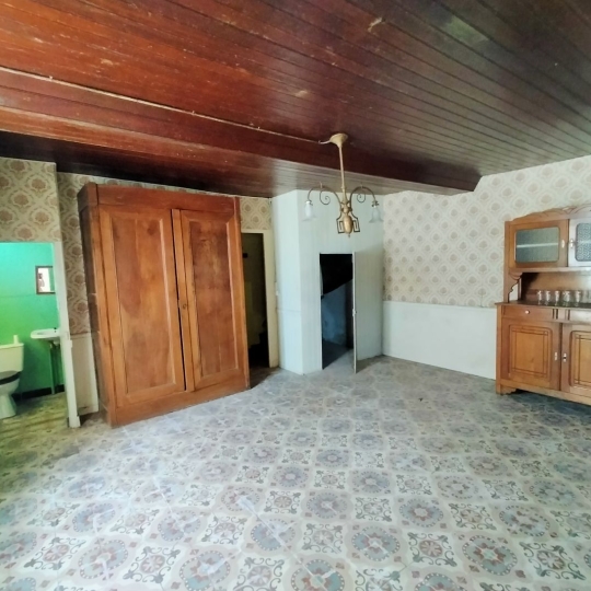  Immobilier des Deux Rives : Maison / Villa | LA CHAPELLE-AU-RIBOUL (53440) | 100 m2 | 29 000 € 