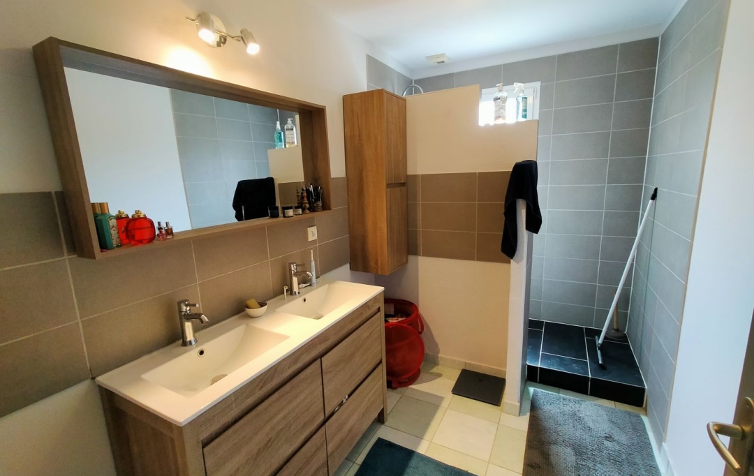 Immobilier des Deux Rives : Maison / Villa | SAINT-AUBIN-DU-DESERT (53700) | 96 m2 | 690 € 