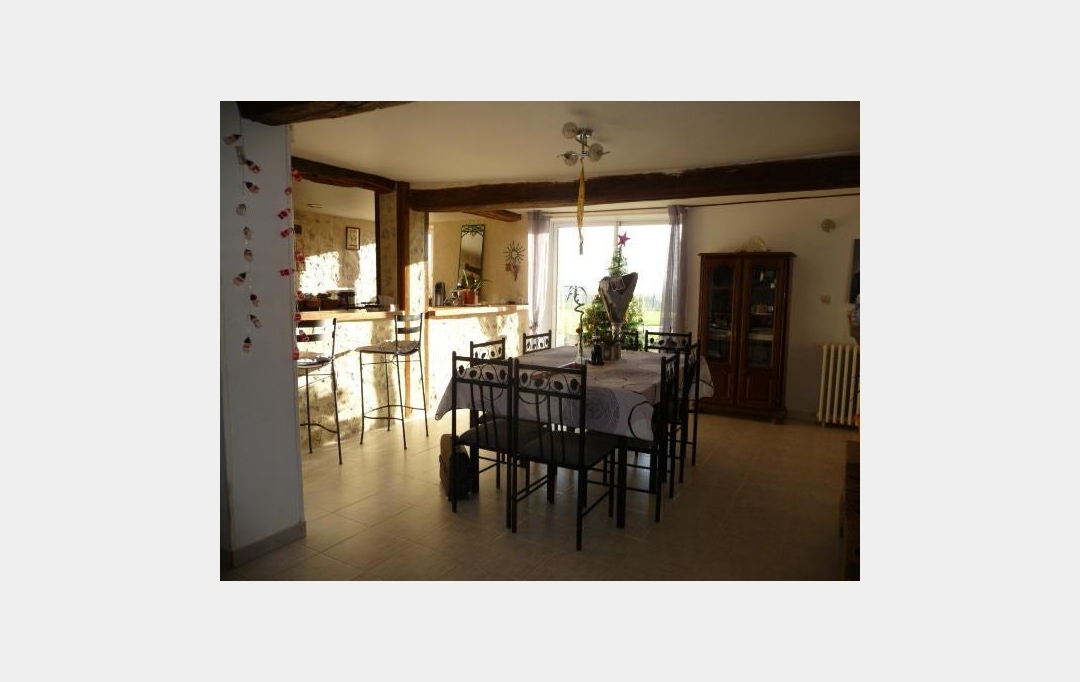 Immobilier des Deux Rives : Maison / Villa | SAINT-AUBIN-DU-DESERT (53700) | 133 m2 | 122 000 € 