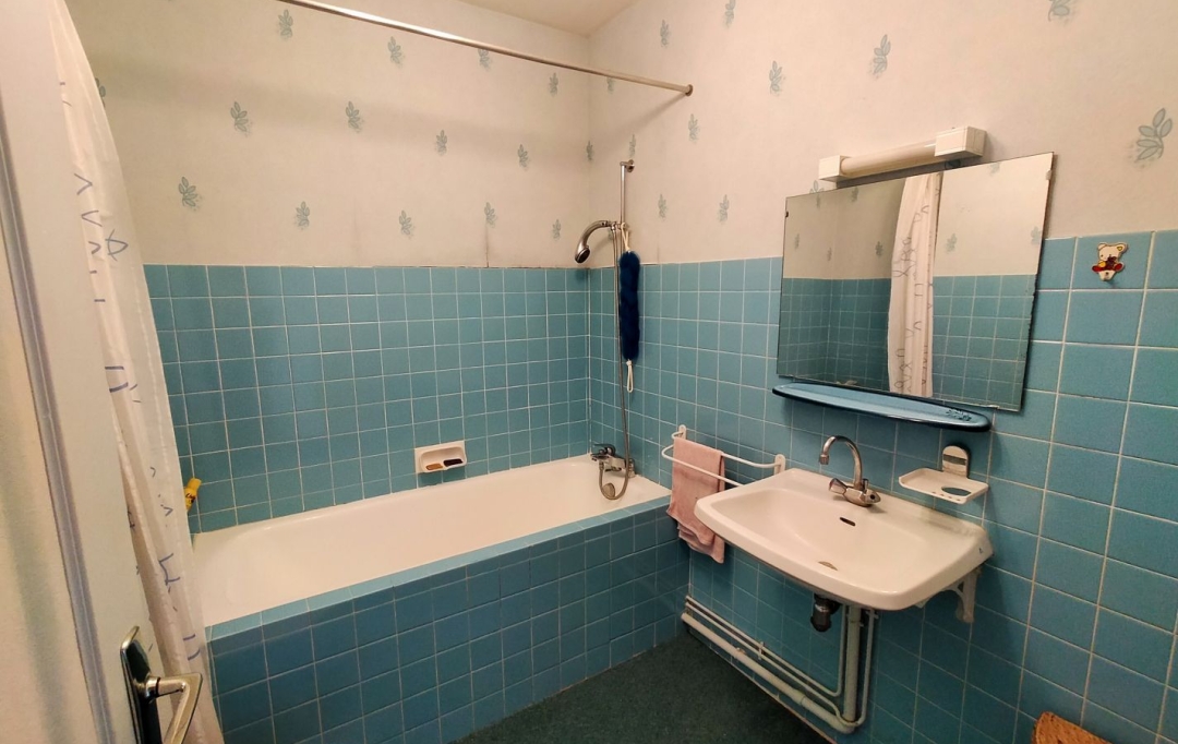 Immobilier des Deux Rives : Maison / Villa | VILLAINES-LA-JUHEL (53700) | 127 m2 | 99 000 € 