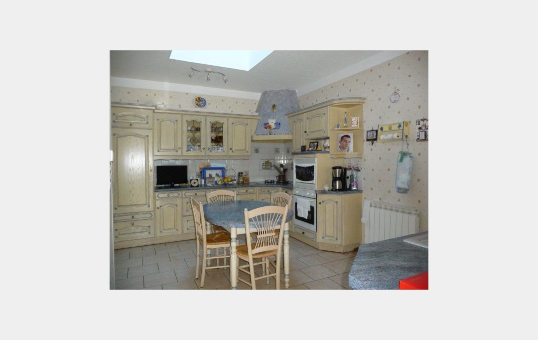 Immobilier des Deux Rives : Maison / Villa | VILLAINES-LA-JUHEL (53700) | 127 m2 | 99 000 € 