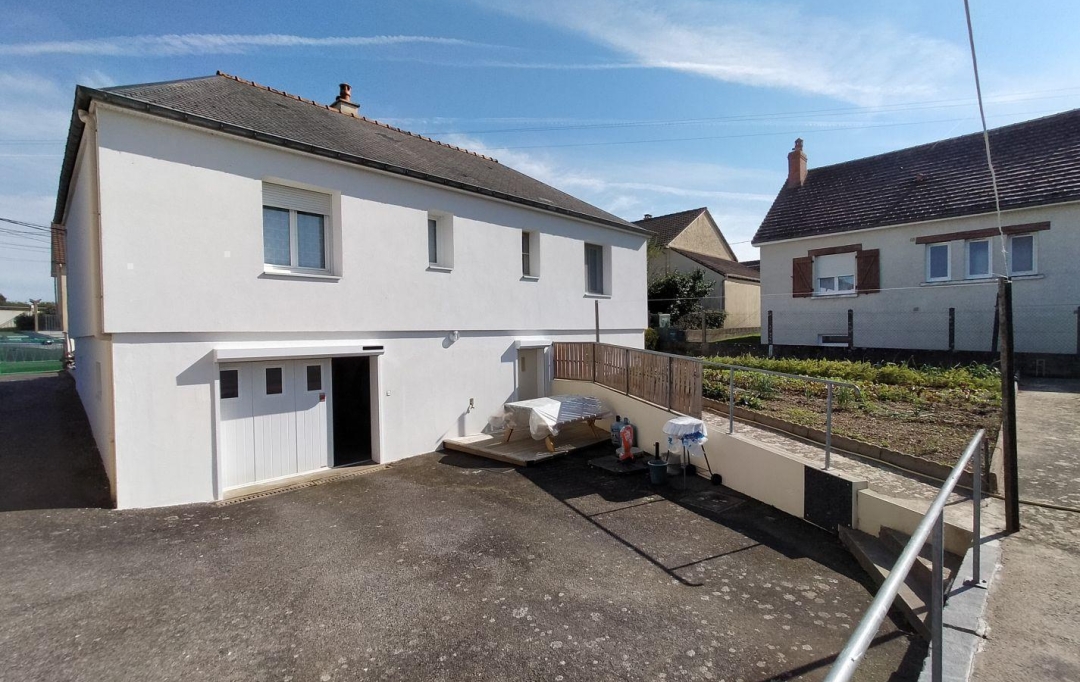 Immobilier des Deux Rives : House | COURCITE (53700) | 88 m2 | 135 000 € 