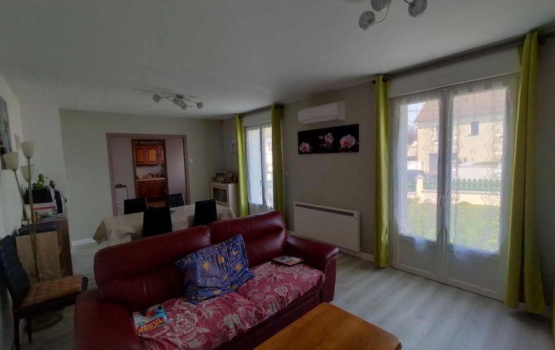 Immobilier des Deux Rives : House | COURCITE (53700) | 88 m2 | 135 000 € 