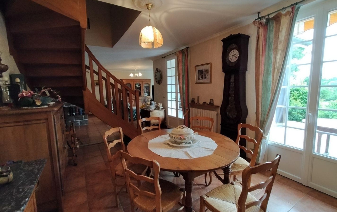 Immobilier des Deux Rives : Maison / Villa | LA FERTE-MACE (61600) | 170 m2 | 280 800 € 