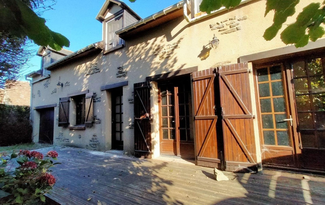 Immobilier des Deux Rives : Maison / Villa | CHAMPFREMONT (53370) | 134 m2 | 106 000 € 