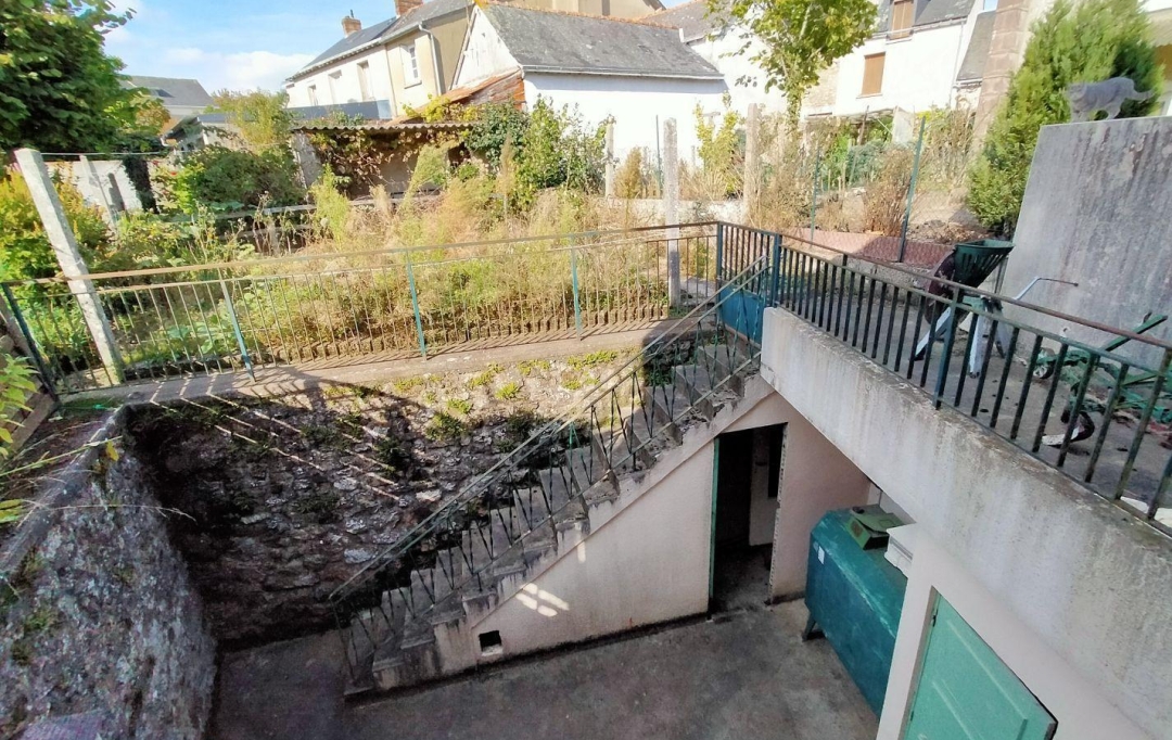 Immobilier des Deux Rives : Maison / Villa | VILLAINES-LA-JUHEL (53700) | 87 m2 | 70 000 € 