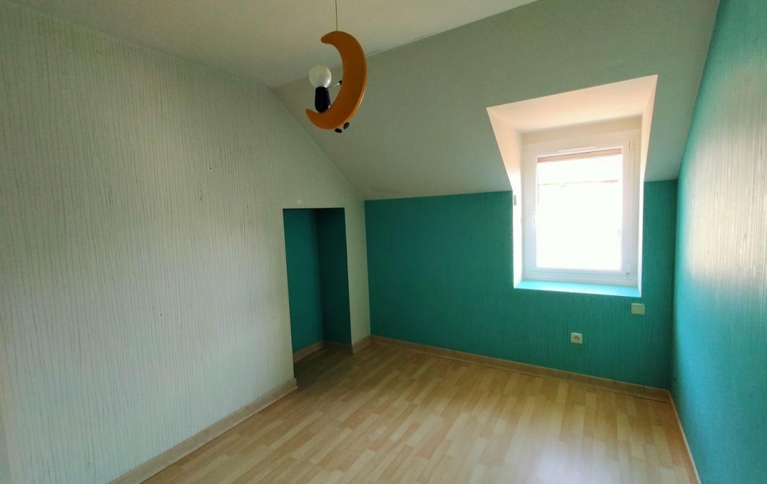 Immobilier des Deux Rives : Maison / Villa | JAVRON-LES-CHAPELLES (53250) | 95 m2 | 96 000 € 