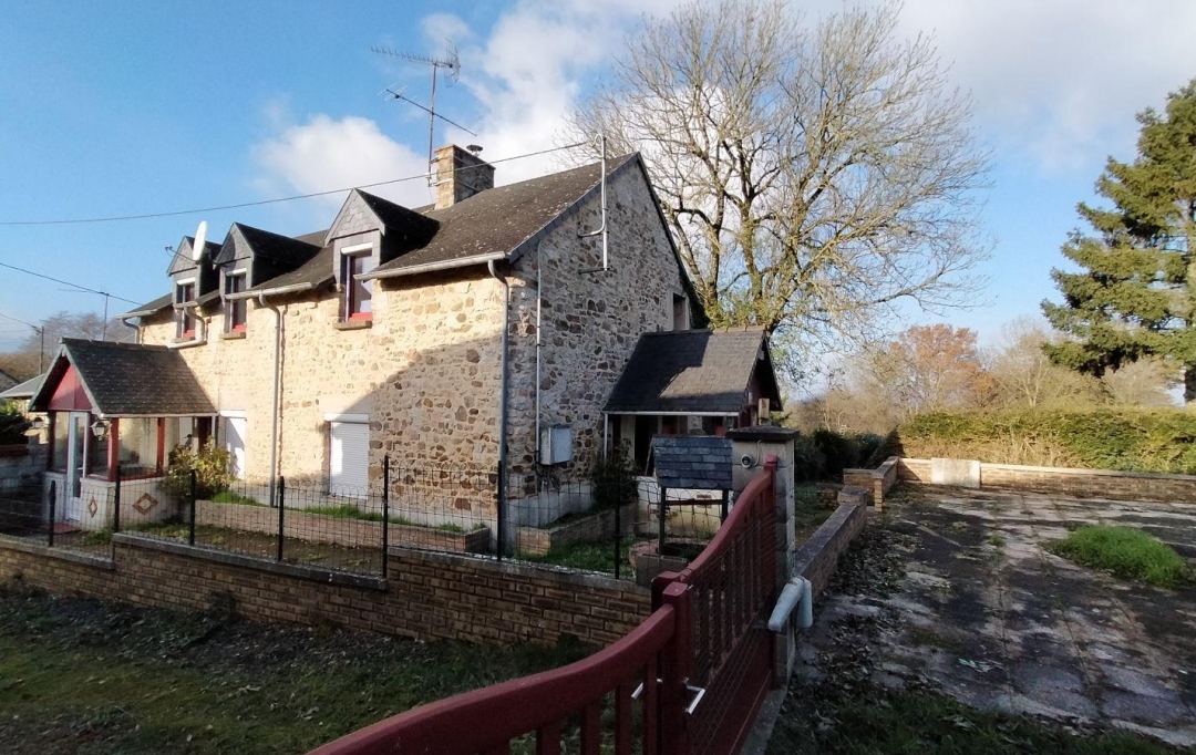 Immobilier des Deux Rives : Maison / Villa | JAVRON-LES-CHAPELLES (53250) | 95 m2 | 106 000 € 