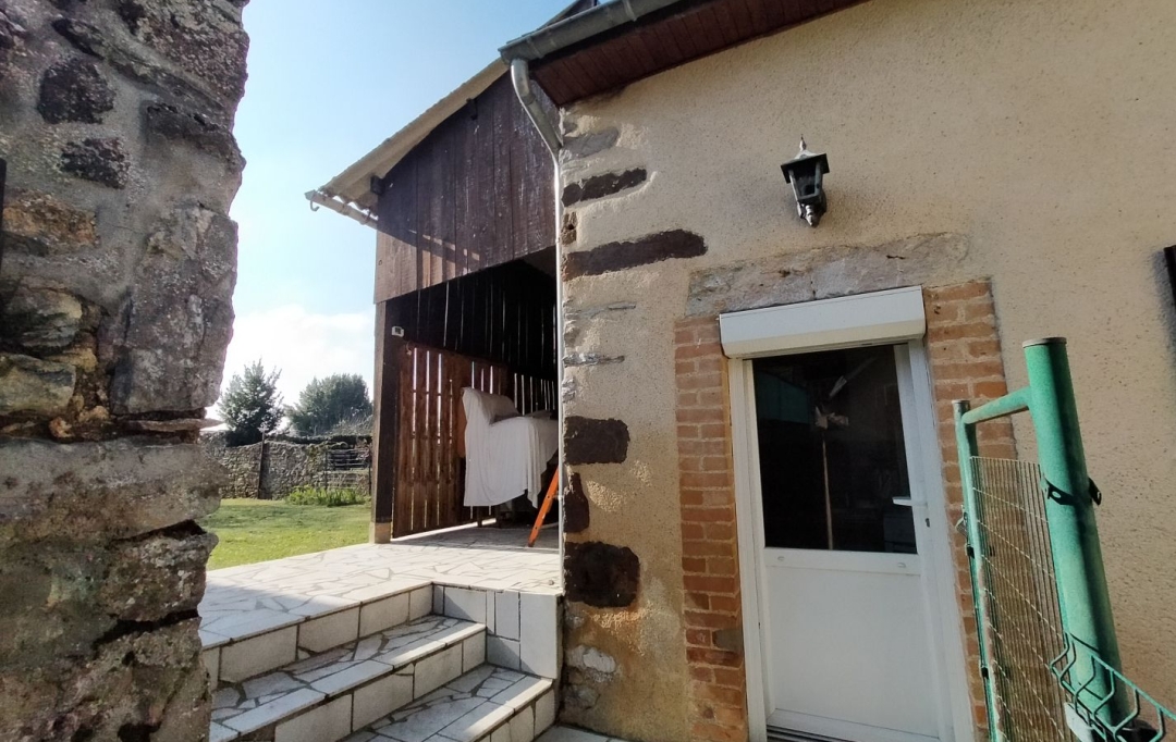 Immobilier des Deux Rives : Maison / Villa | SAINT-AUBIN-DE-LOCQUENAY (72130) | 40 m2 | 54 800 € 