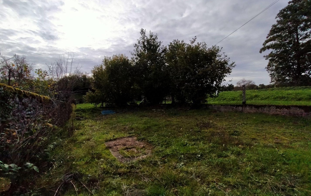 Immobilier des Deux Rives : Maison / Villa | AVERTON (53700) | 83 m2 | 65 000 € 