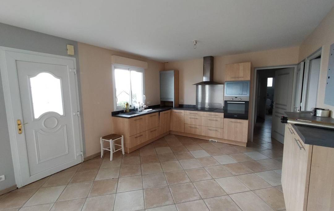 Immobilier des Deux Rives : Maison / Villa | CRENNES-SUR-FRAUBEE (53700) | 130 m2 | 167 500 € 