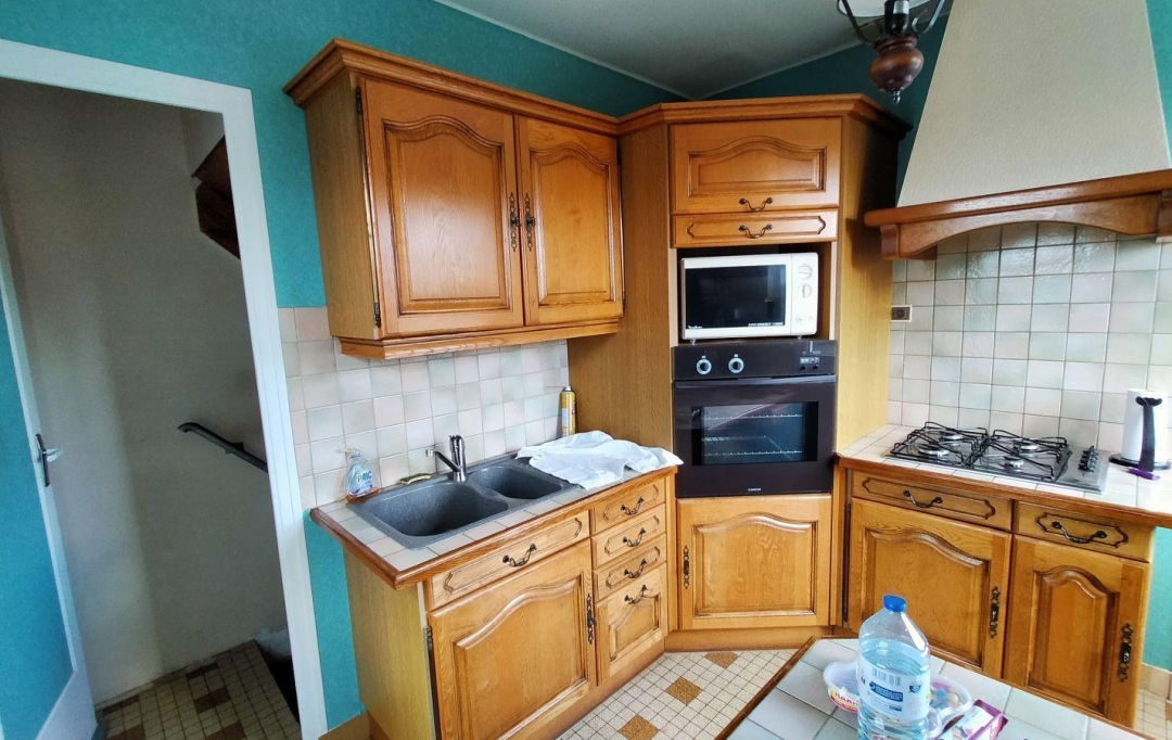 Immobilier des Deux Rives : Maison / Villa | VILLAINES-LA-JUHEL (53700) | 80 m2 | 98 600 € 