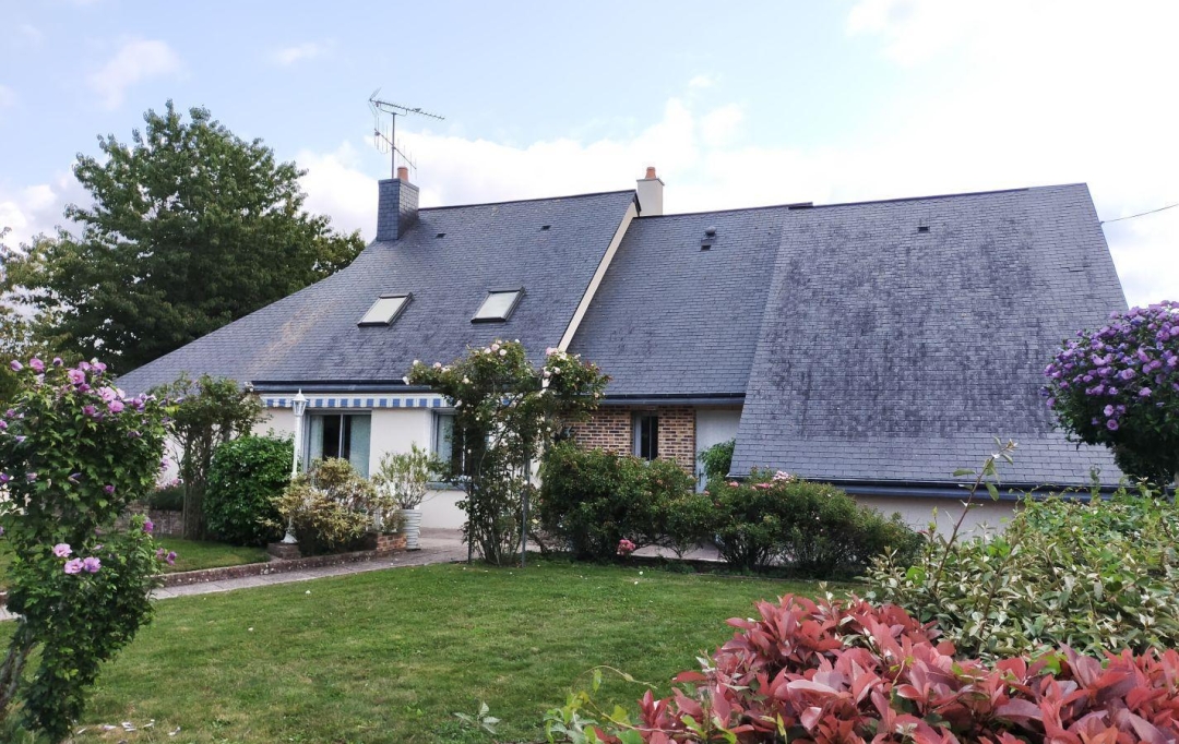 Immobilier des Deux Rives : Maison / Villa | VILLAINES-LA-JUHEL (53700) | 168 m2 | 280 800 € 