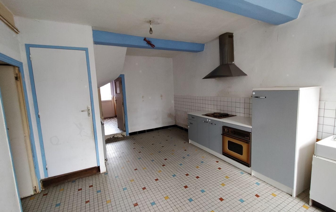 Immobilier des Deux Rives : Maison / Villa | JAVRON-LES-CHAPELLES (53250) | 80 m2 | 38 600 € 