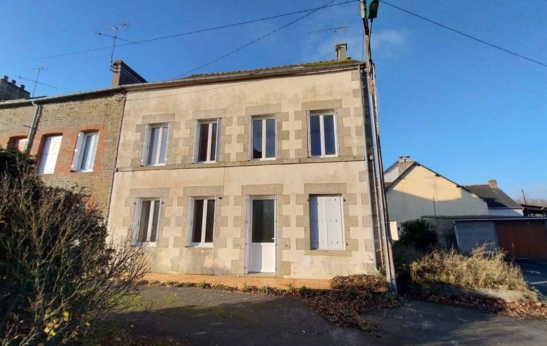 Immobilier des Deux Rives : Maison / Villa | JAVRON-LES-CHAPELLES (53250) | 80 m2 | 38 600 € 