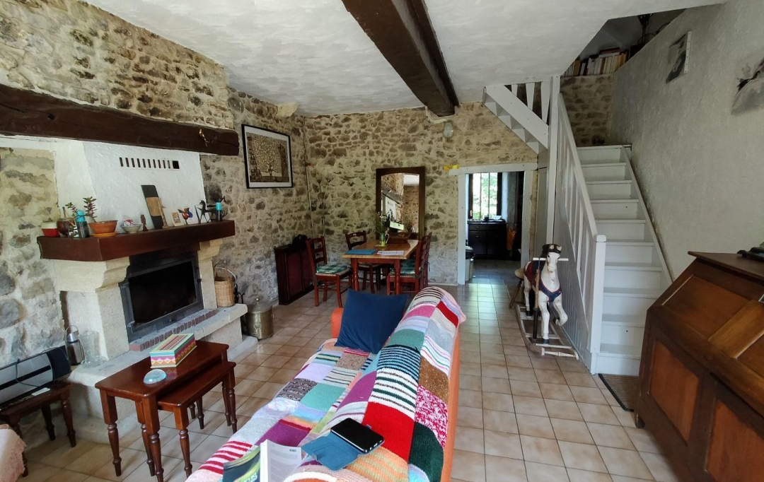 Immobilier des Deux Rives : Maison / Villa | VILLEPAIL (53250) | 65 m2 | 70 000 € 