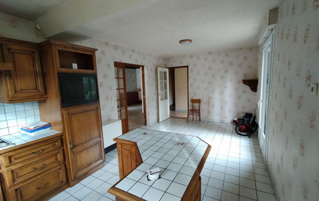 Immobilier des Deux Rives : Maison / Villa | BAIS (53160) | 138 m2 | 152 500 € 