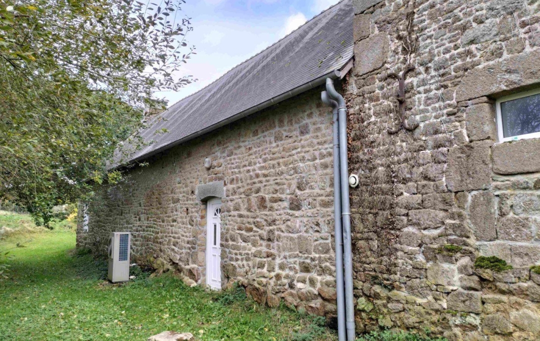 Immobilier des Deux Rives : House | CARROUGES (61320) | 110 m2 | 167 500 € 