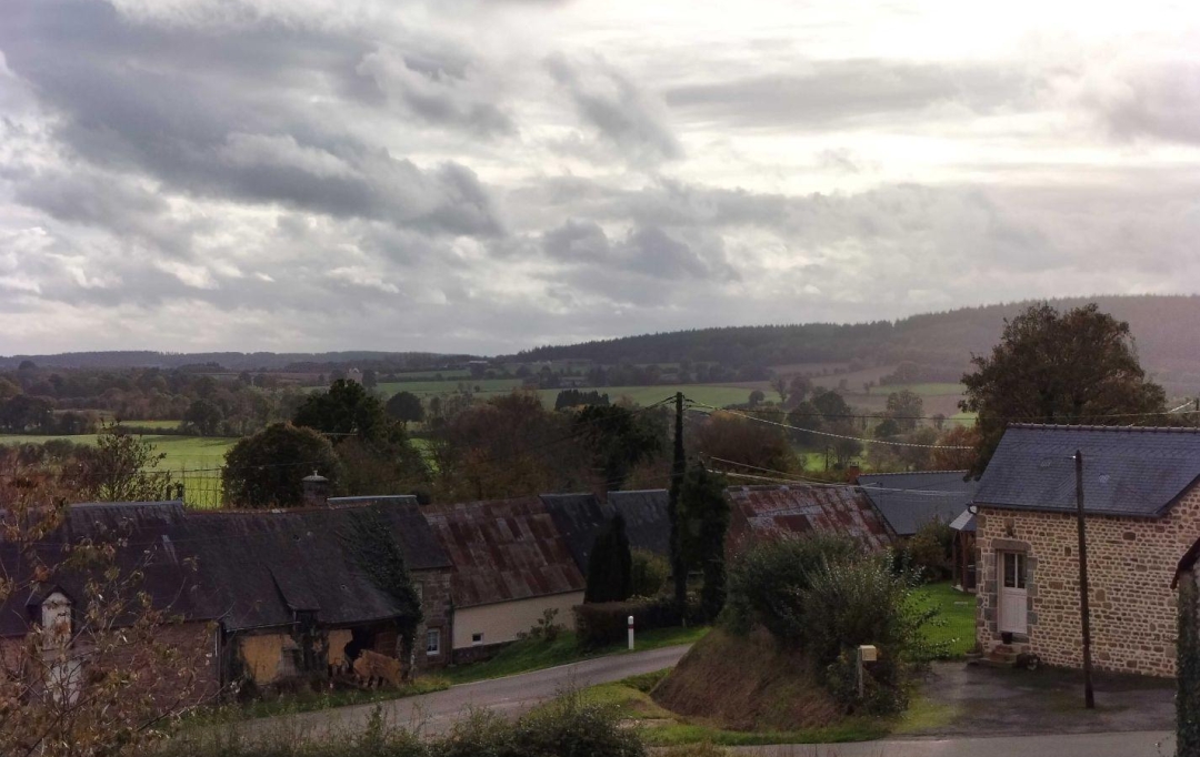 Immobilier des Deux Rives : House | CARROUGES (61320) | 110 m2 | 167 500 € 
