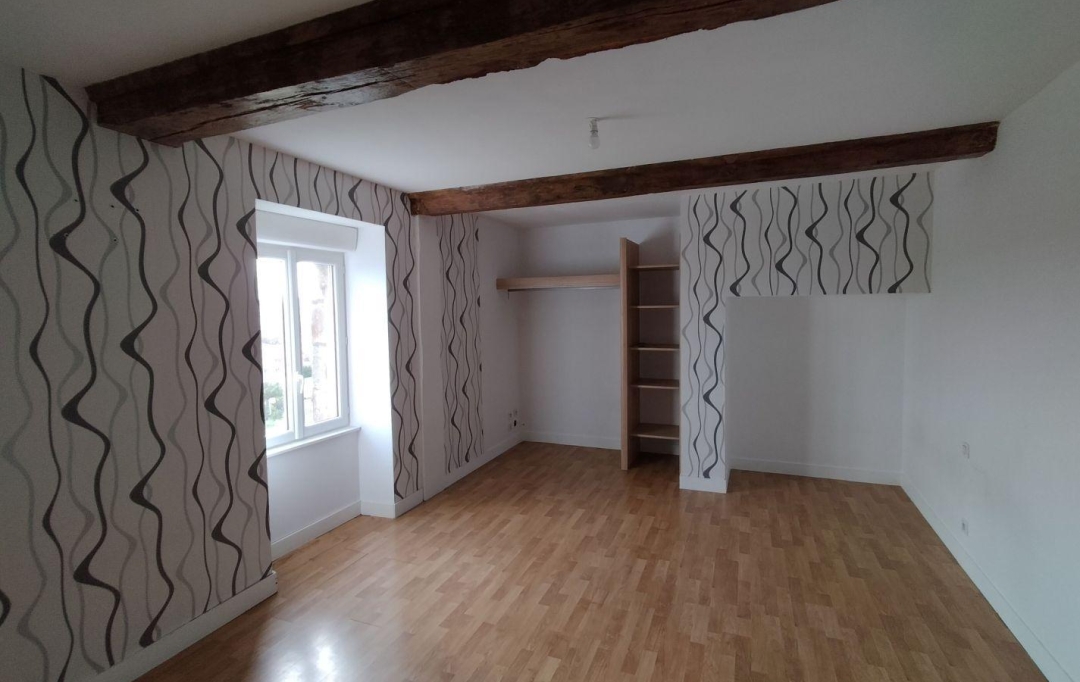 Immobilier des Deux Rives : House | CARROUGES (61320) | 110 m2 | 167 500 € 