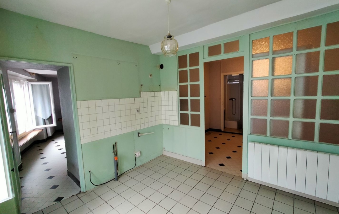 Immobilier des Deux Rives : Maison / Villa | VILLAINES-LA-JUHEL (53700) | 56 m2 | 23 000 € 