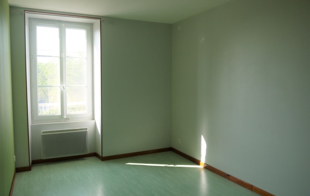 Immobilier des Deux Rives : Maison / Villa | SAINT-MARS-DU-DESERT (53700) | 120 m2 | 187 000 € 