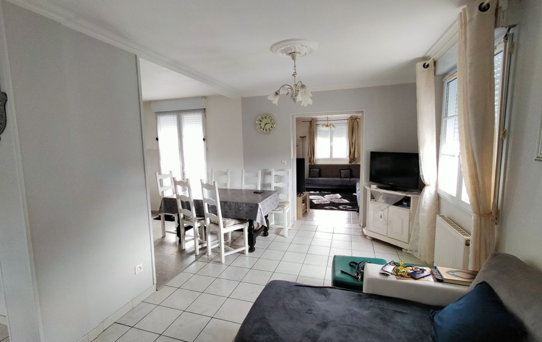 Immobilier des Deux Rives : Maison / Villa | VILLAINES-LA-JUHEL (53700) | 110 m2 | 178 000 € 