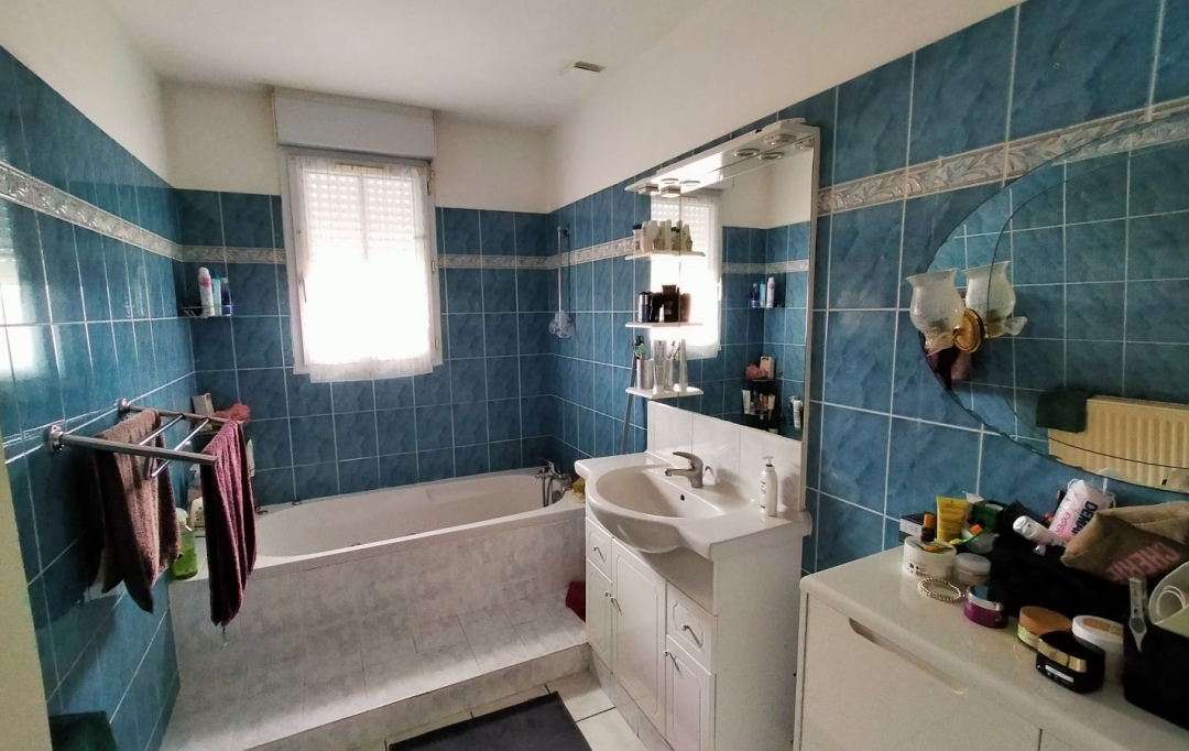 Immobilier des Deux Rives : Maison / Villa | VILLAINES-LA-JUHEL (53700) | 110 m2 | 178 000 € 