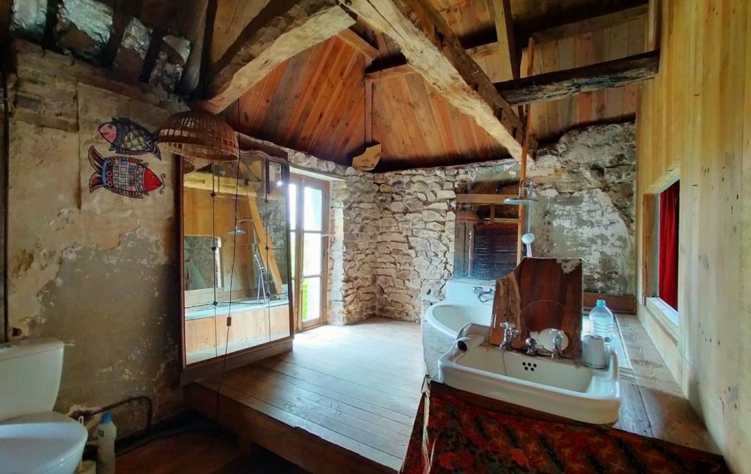 Immobilier des Deux Rives : Maison / Villa | LE HAM (53250) | 100 m2 | 32 000 € 