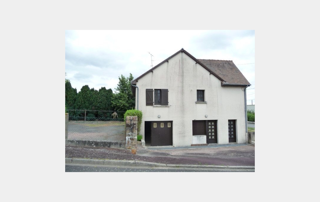 Immobilier des Deux Rives : Maison / Villa | VILLAINES-LA-JUHEL (53700) | 115 m2 | 85 500 € 