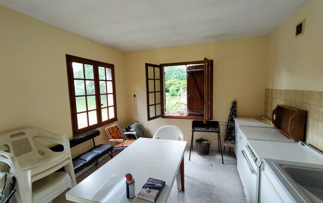 Immobilier des Deux Rives : Ground | VIMARTIN-SUR-ORTHE (53160) | 26 m2 | 38 600 € 