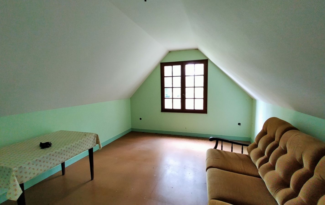 Immobilier des Deux Rives : Ground | VIMARTIN-SUR-ORTHE (53160) | 26 m2 | 38 600 € 