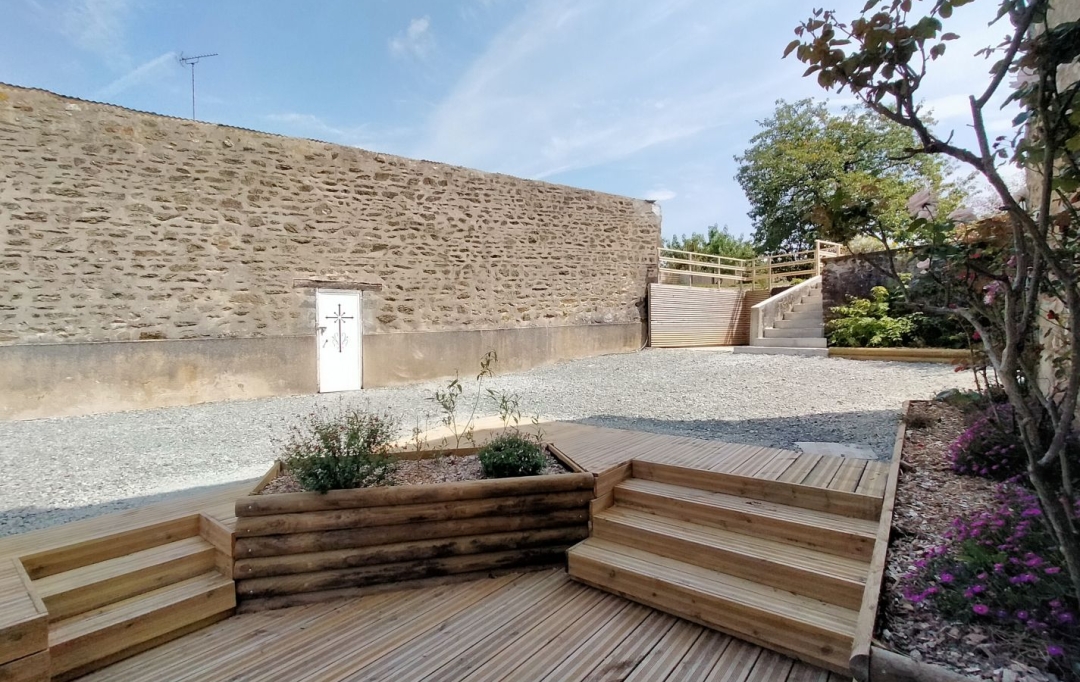 Immobilier des Deux Rives : Maison / Villa | VILLAINES-LA-JUHEL (53700) | 135 m2 | 183 000 € 